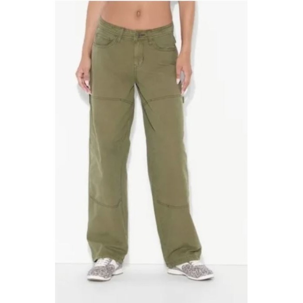 Wild Fable Womens Low Rise Cotton Pocket Relaxed Carpenter Pants in Green Size 6 - Picture 2 of 11